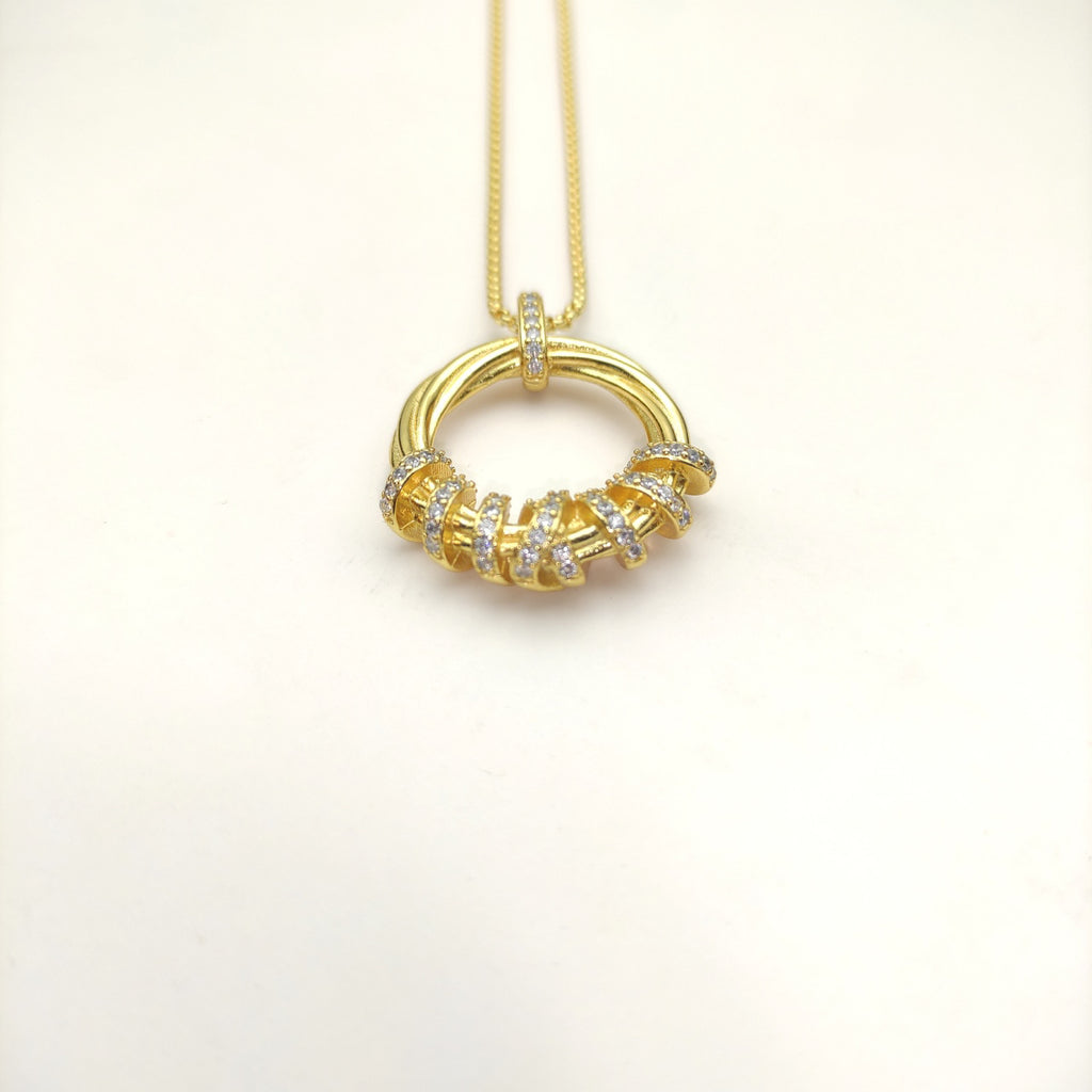 David Yurman DY Elements Collection Round Pendant Necklace — Luxury Gold Jewelry for Women